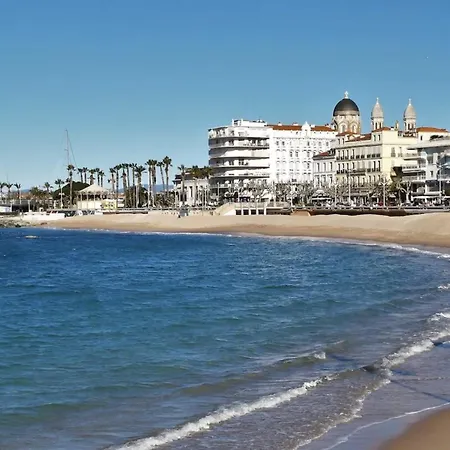 Lägenhet Avec Terrasse- Front De - Proche Du Centre Et Gare Tgv Saint-Raphaël