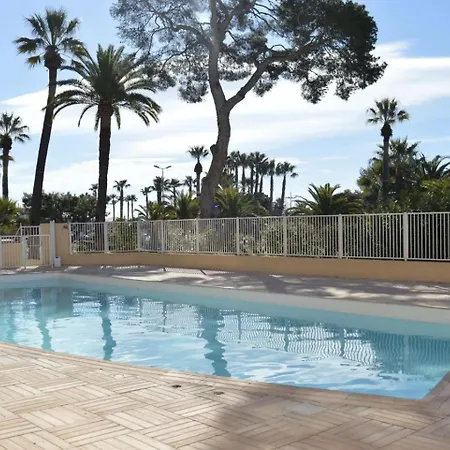 Avec Terrasse, Front De Et Proche Du Centre *
