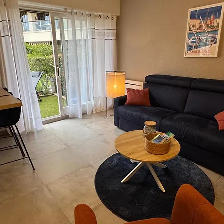 Avec Terrasse, Front De Et Proche Du Centre Apartment Saint-Raphael (Var)