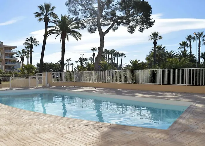 Avec Terrasse- Front De - Proche Du Centre Et Gare Tgv *